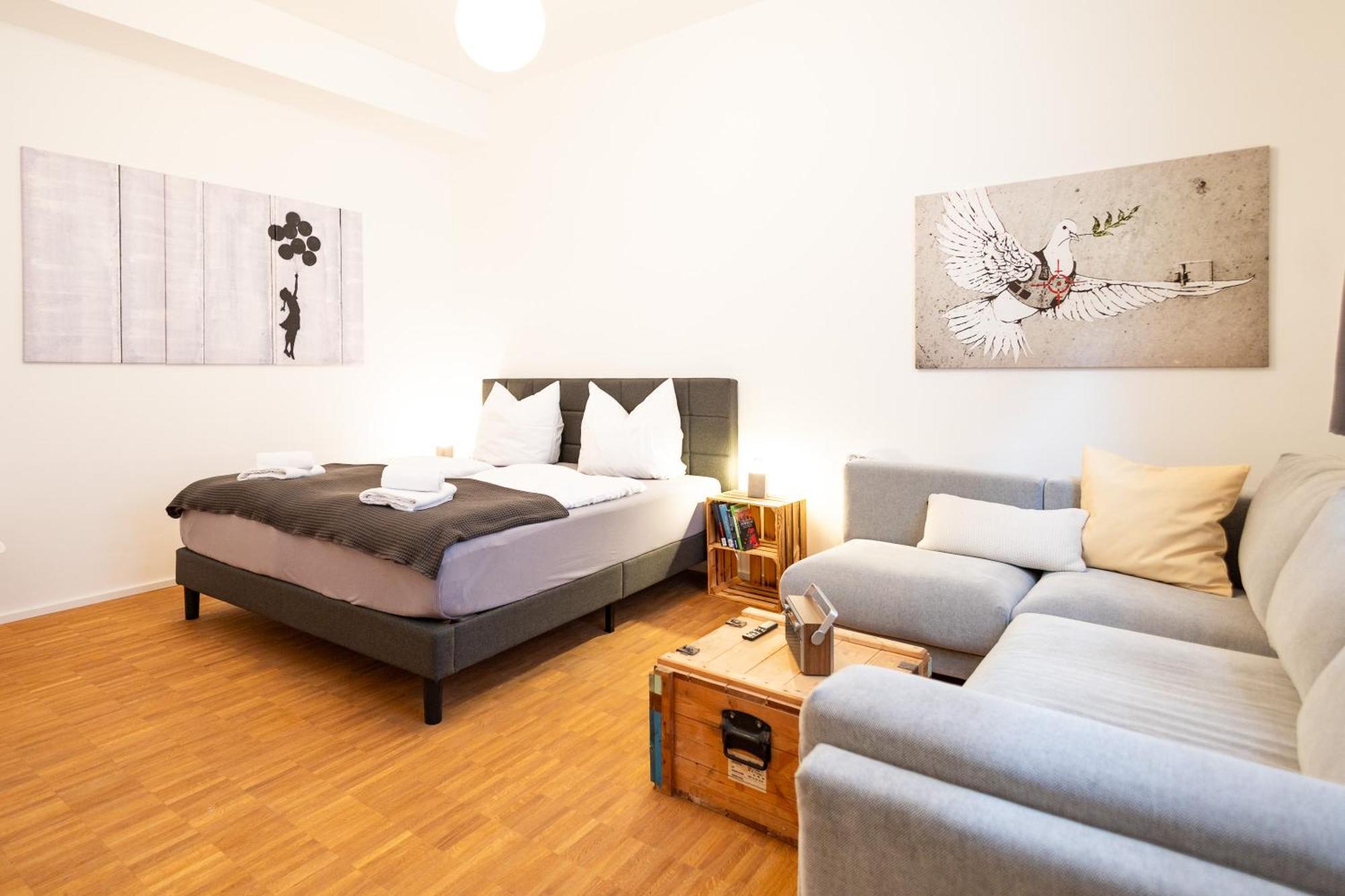 Ko-Living - Beatles Und Banksy Suites & Studios Am Eselsbrunnen - Altstadt - Kueche Halle  Eksteriør bilde