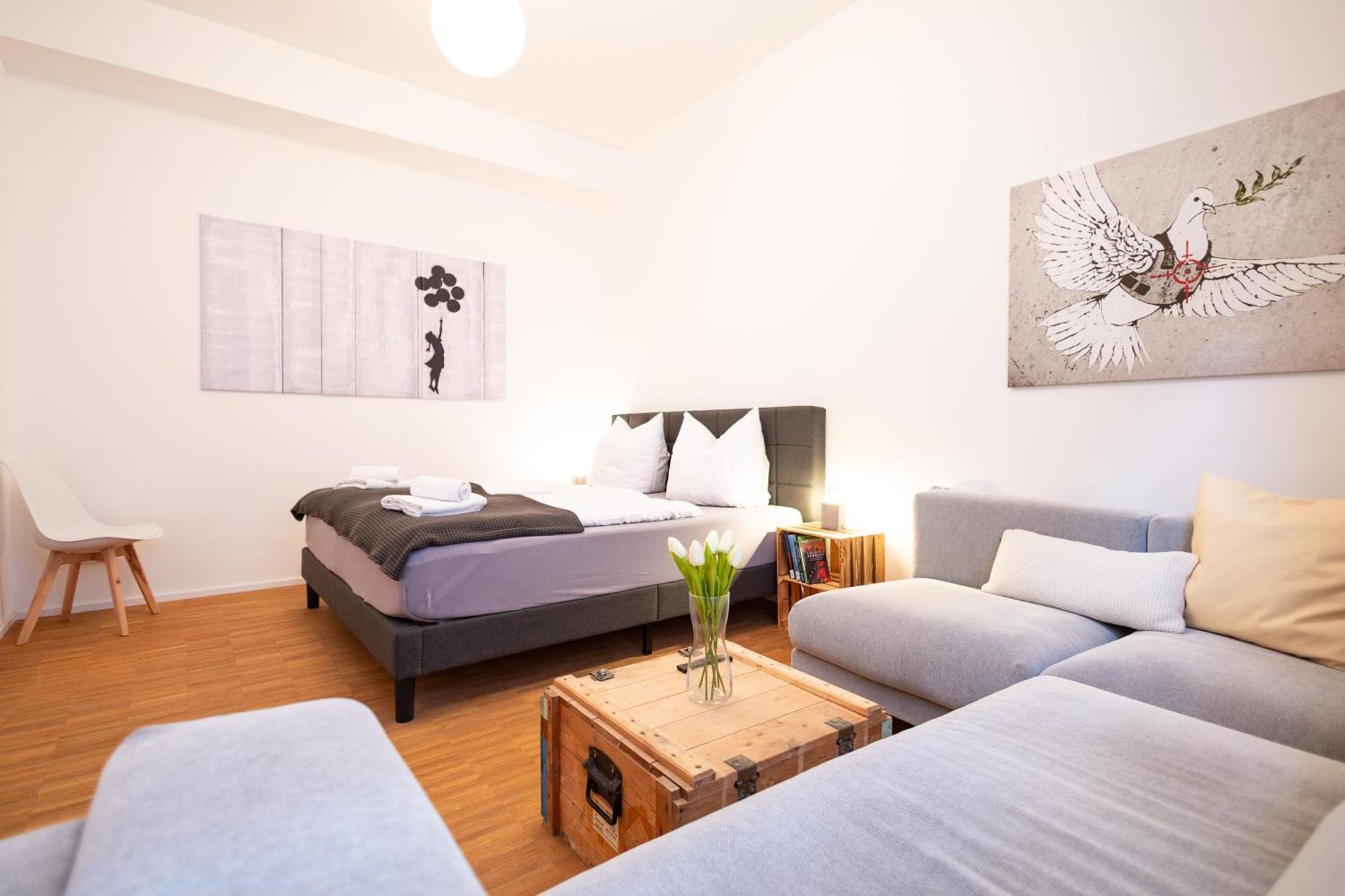 Ko-Living - Beatles Und Banksy Suites & Studios Am Eselsbrunnen - Altstadt - Kueche Halle  Eksteriør bilde