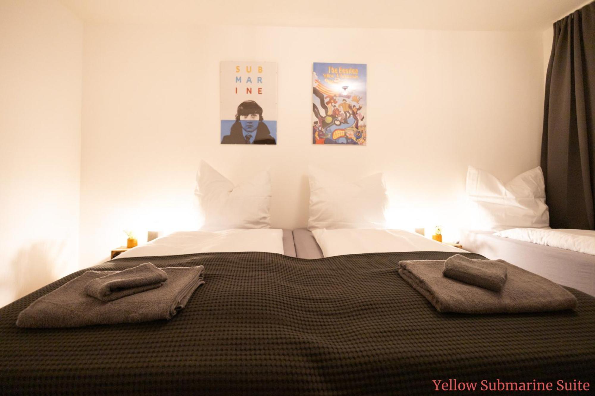 Ko-Living - Beatles Und Banksy Suites & Studios Am Eselsbrunnen - Altstadt - Kueche Halle  Eksteriør bilde