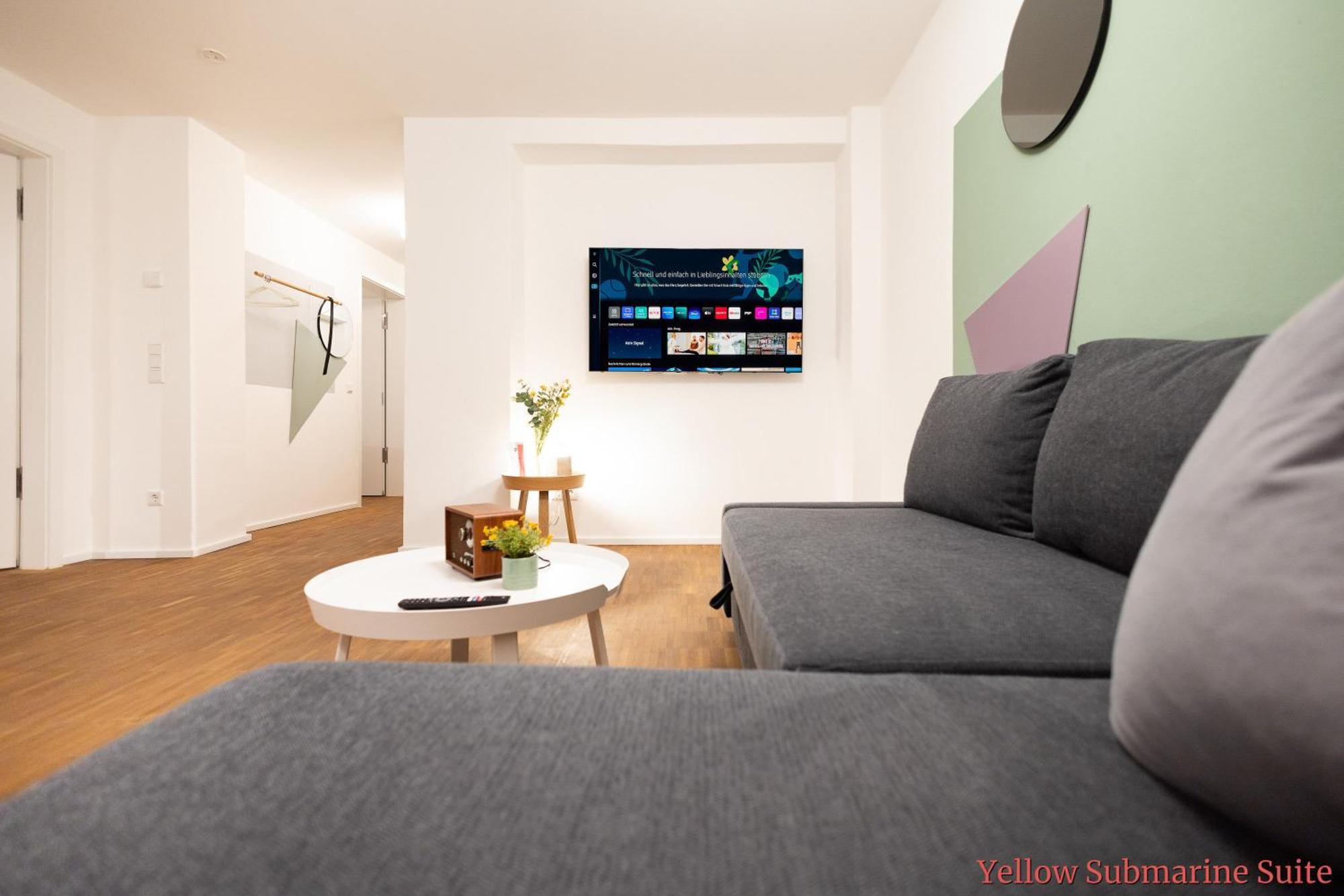 Ko-Living - Beatles Und Banksy Suites & Studios Am Eselsbrunnen - Altstadt - Kueche Halle  Eksteriør bilde